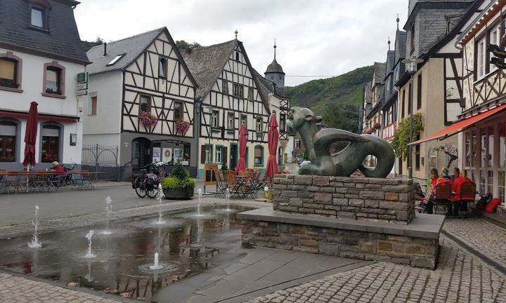 Winzerhaus am Brunnen Restaurant